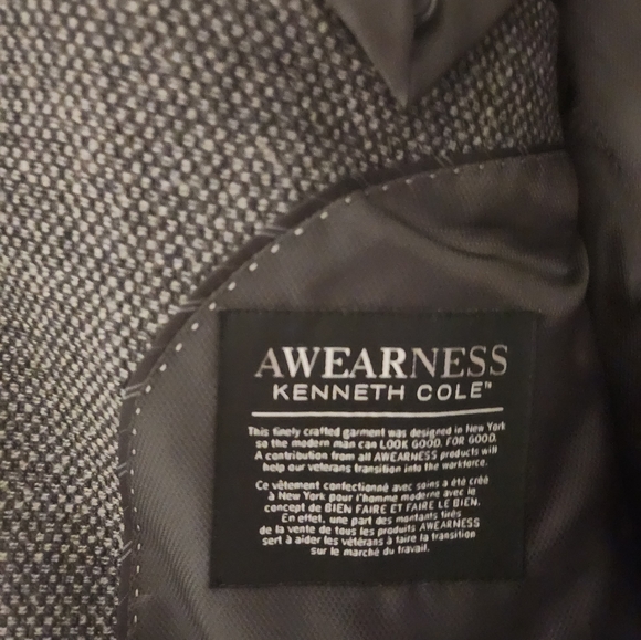 Kenneth Cole AWEARNESS Grey Sport Coat Blazer Size 38 Long Elbow Patch - Picture 4 of 7